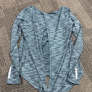 Chic Women's Long Sleeve Top in Black and Gray